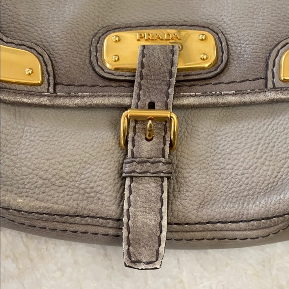 Rare Prada Luxurious Gray Leather Cervo Hobo - Picture 3 of 9